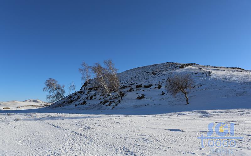 藍天雪地